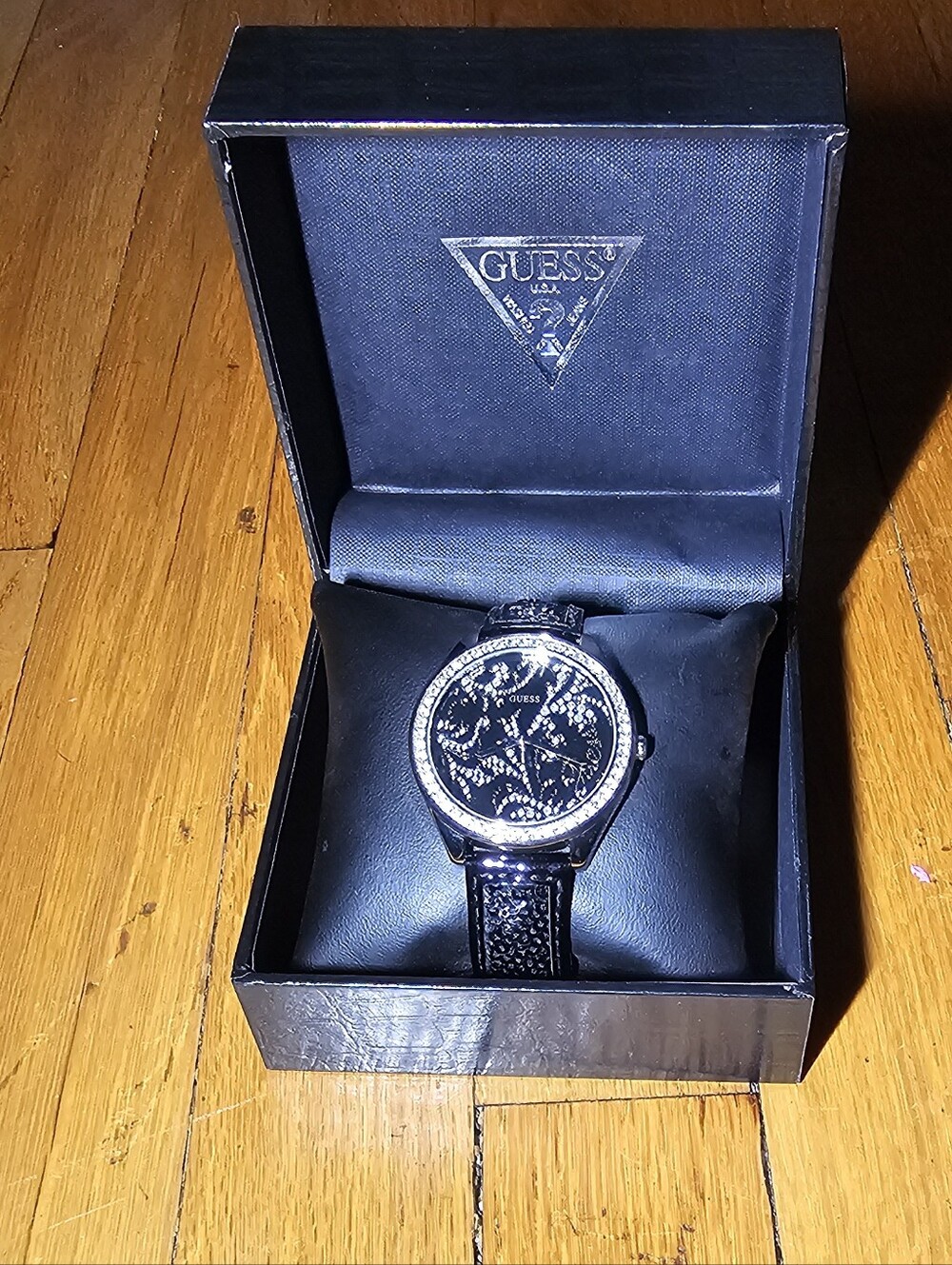 Guess Black Sequin Watch Silver Dragon Leather